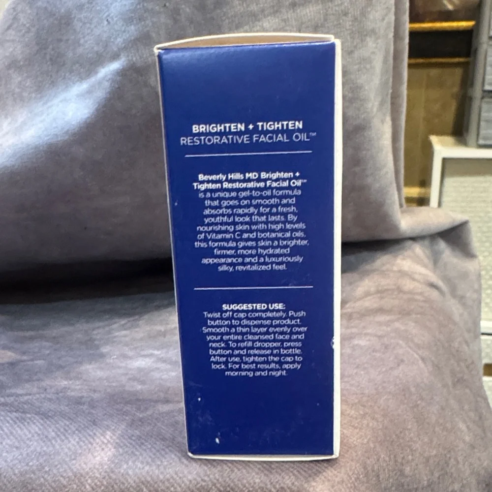 Beverly Hills MD Brighten + Tighten Restorative Facial Oil - NIB - Picture 2 of 3